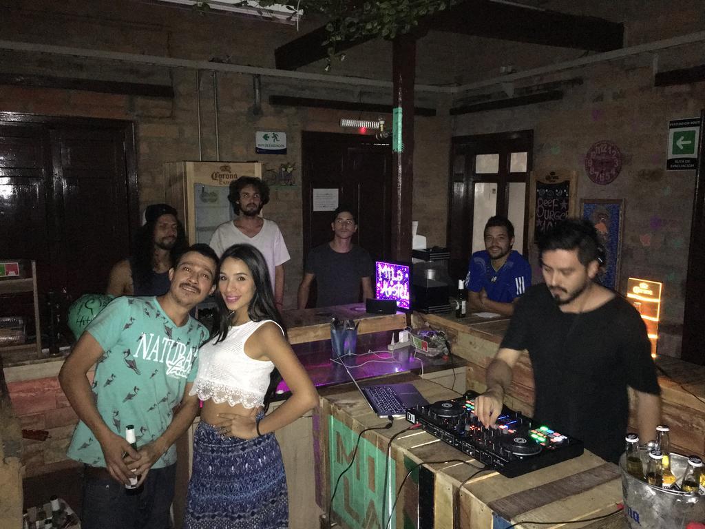 Mila Hostel Medellin Ngoại thất bức ảnh